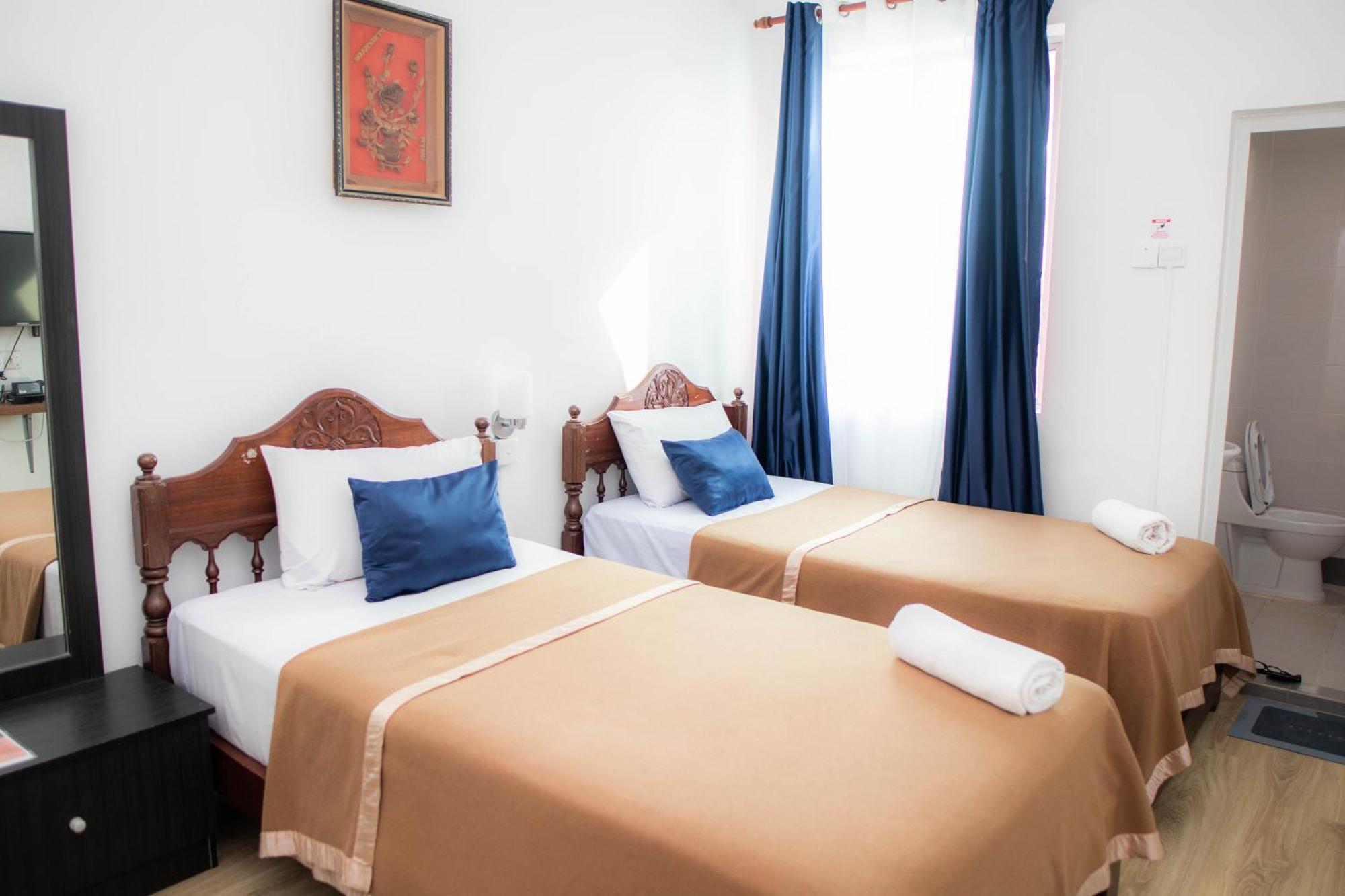 Sura Inn Дунґун Екстер'єр фото